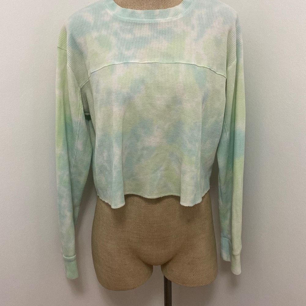 Wild Fable Blue & Green Tie Dye Cropped Sweater